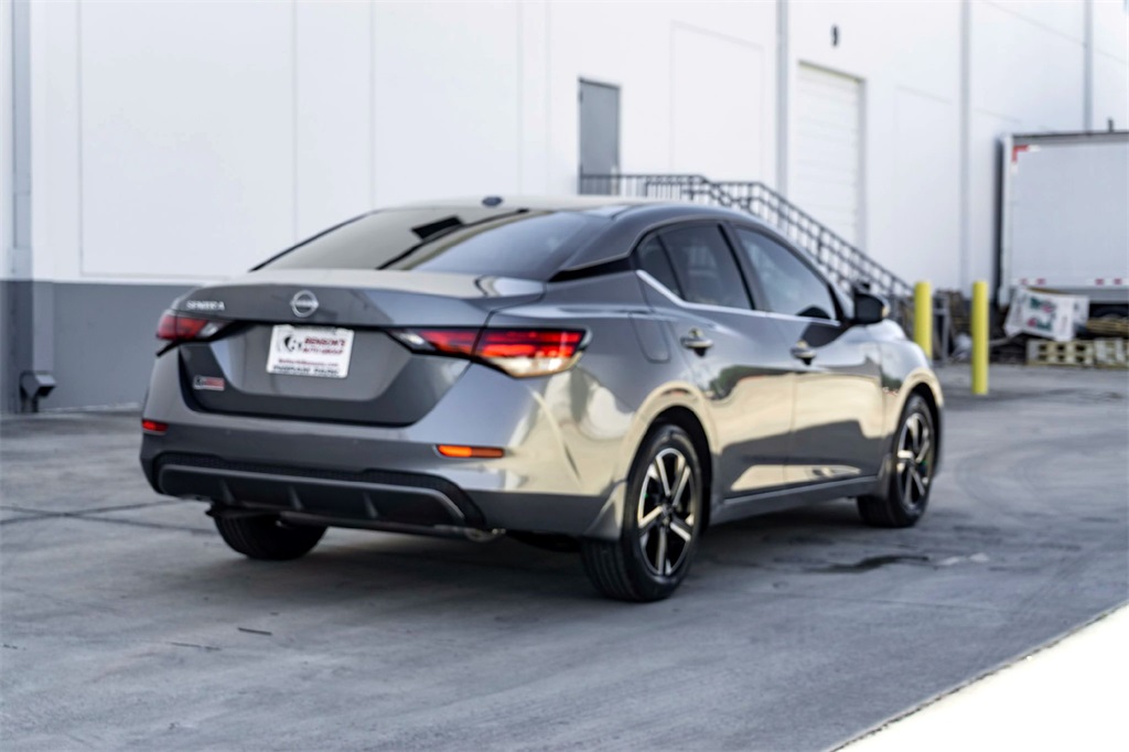 2025 Nissan Sentra SV photo 4