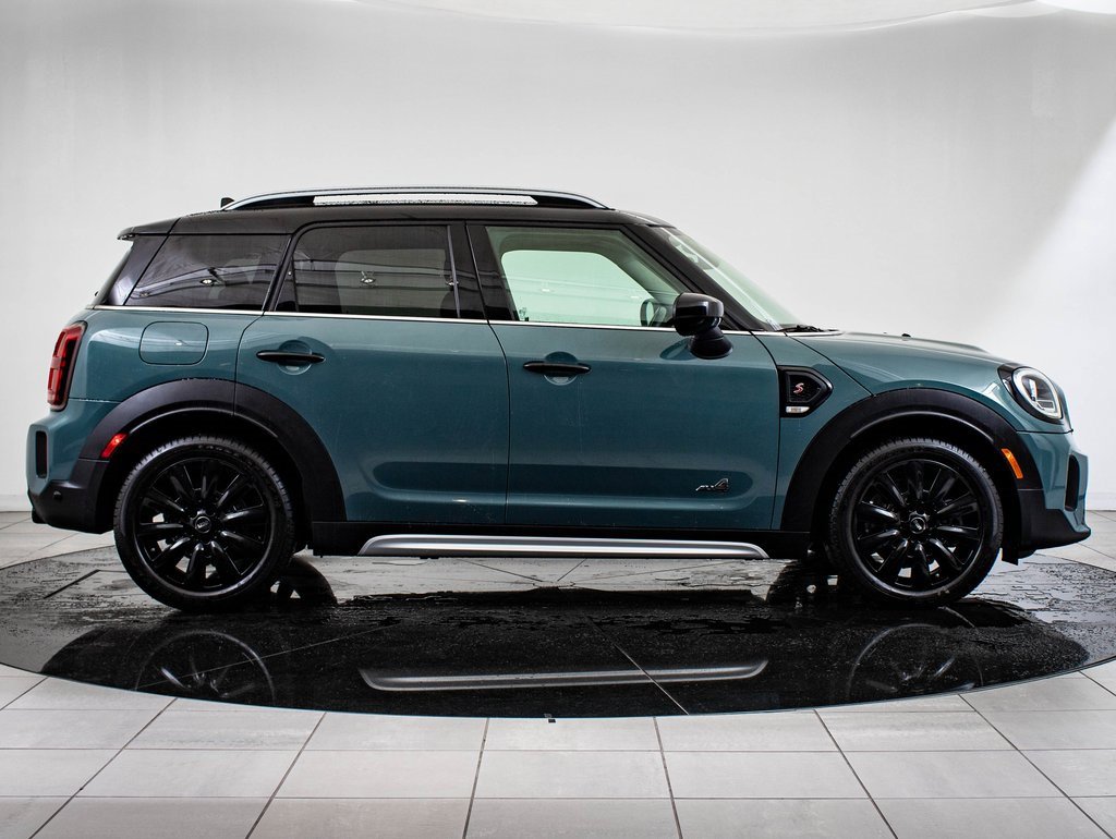 2022 Mini Cooper S ALL4 photo 11