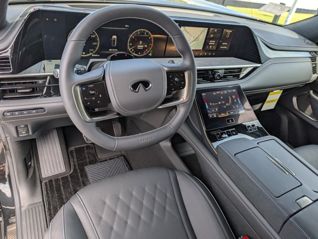 2026 Infiniti QX80 photo 3