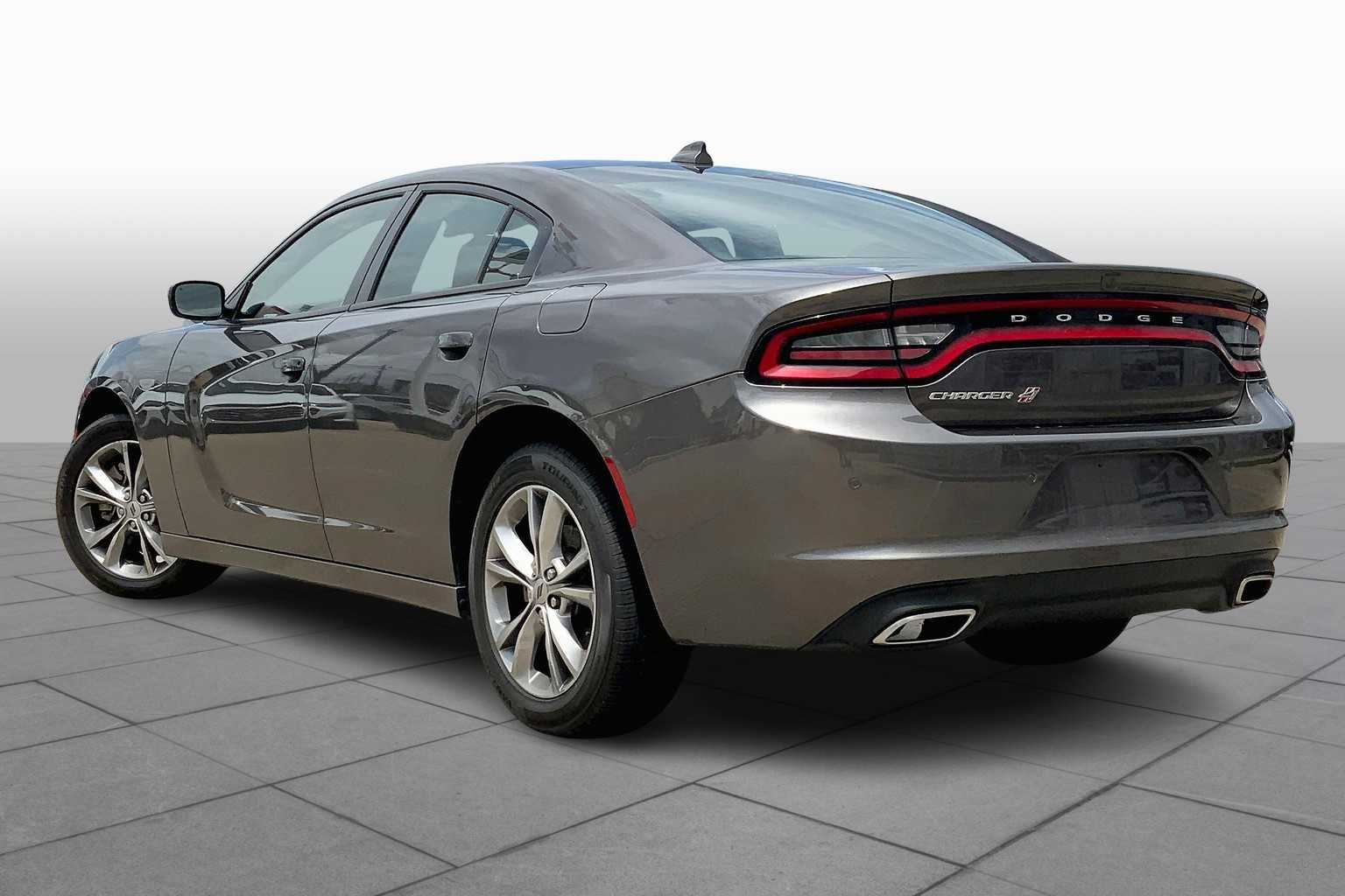 2022 Dodge Charger SXT photo 11
