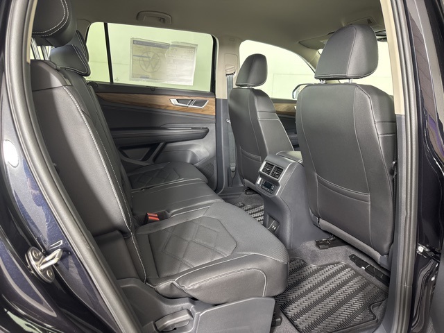 2026 Volkswagen Atlas SE Technology photo 4