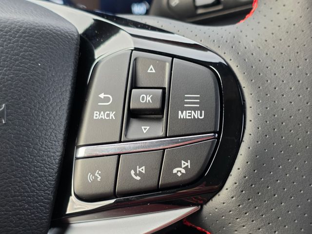 2025 Ford Explorer ST-Line photo 11