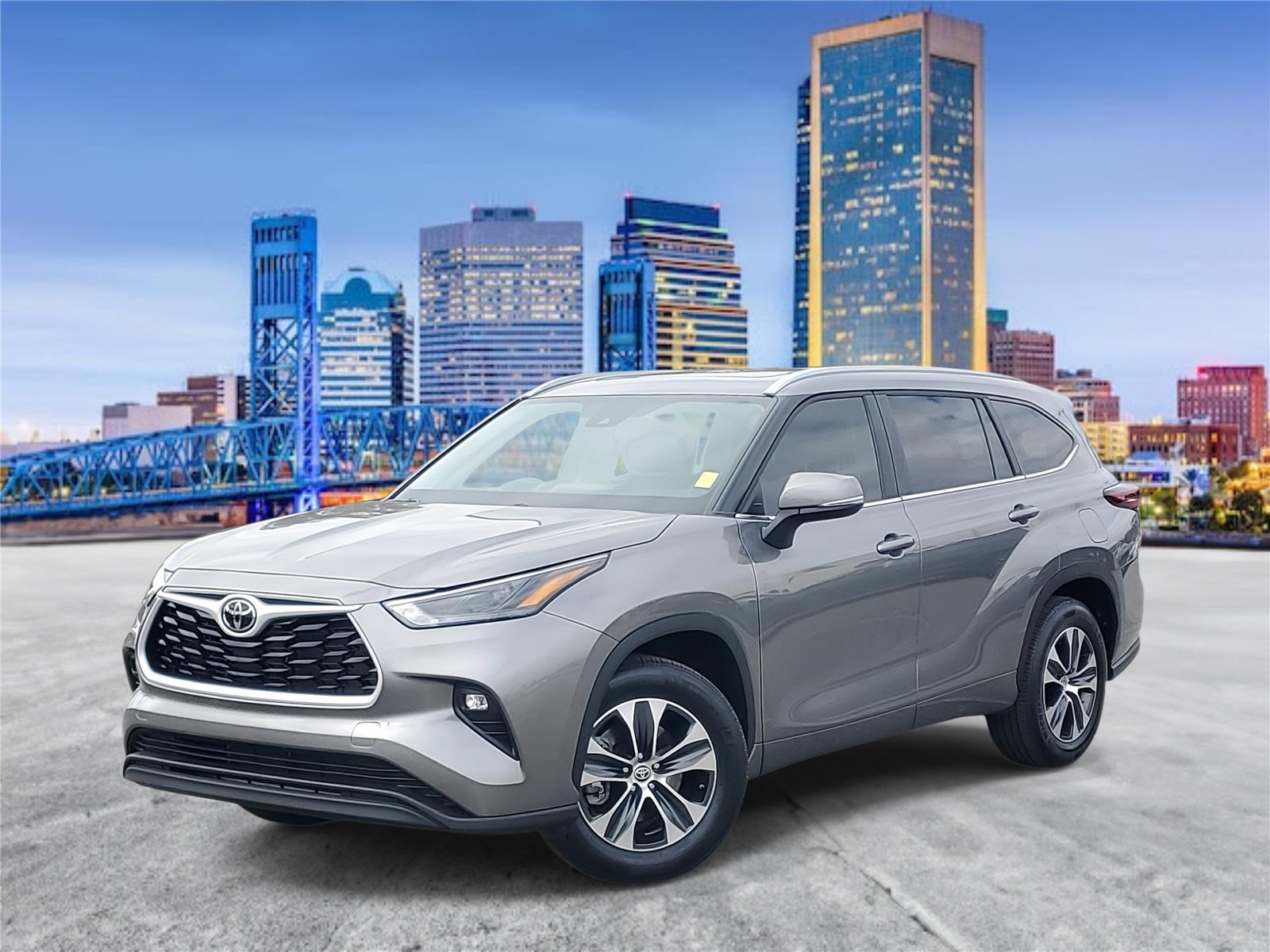 2025 Toyota Highlander XLE's photo