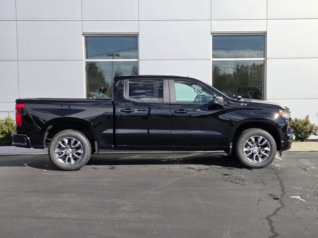 2026 Chevrolet Silverado 1500 RST photo 3