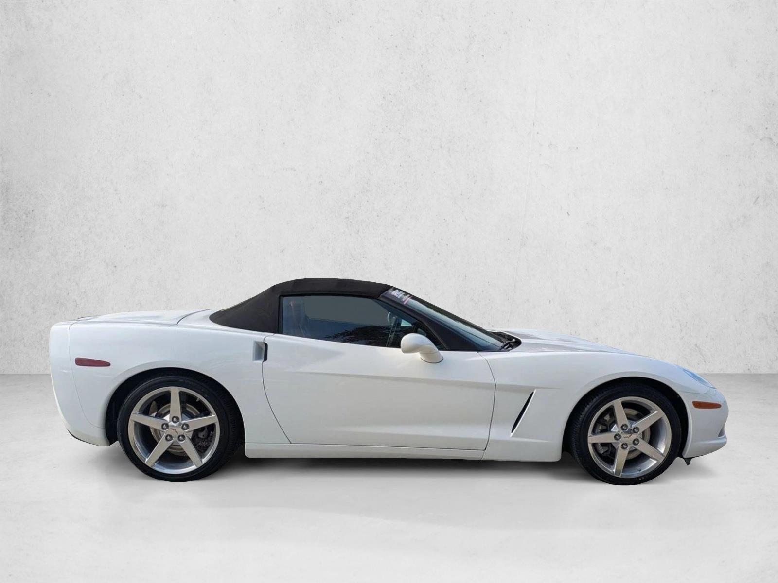 2005 Chevrolet Corvette Base Convertible photo 4