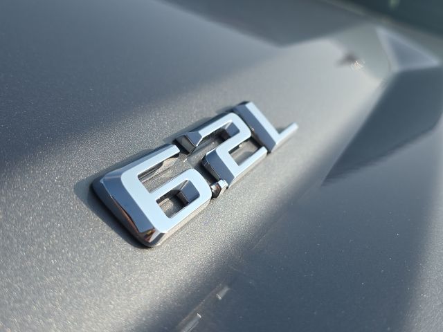 2024 Chevrolet Silverado 1500 LTZ photo 9