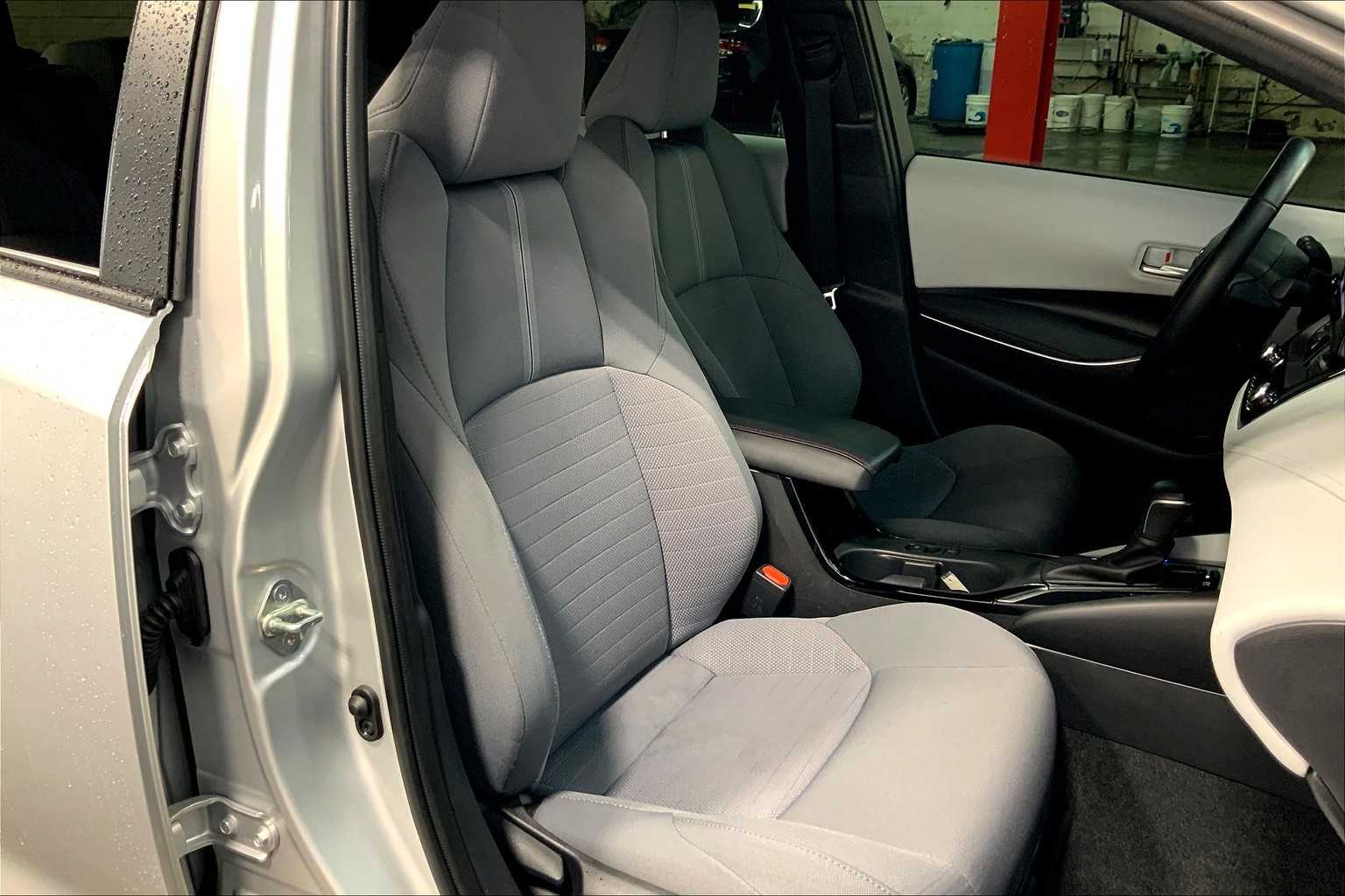 Image 7 of GOLD CERTIFIED 2024 Toyota Corolla SE FWD