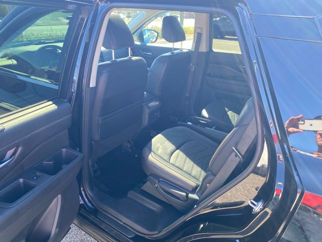 2022 Nissan Pathfinder Platinum photo 20