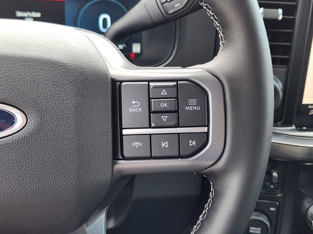 2025 Ford F-350 Lariat photo 27