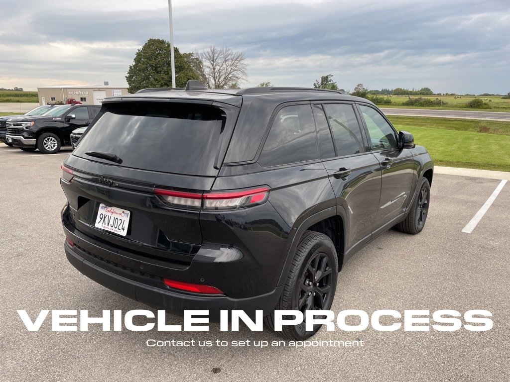 2024 Jeep Grand Cherokee Altitude X photo 3