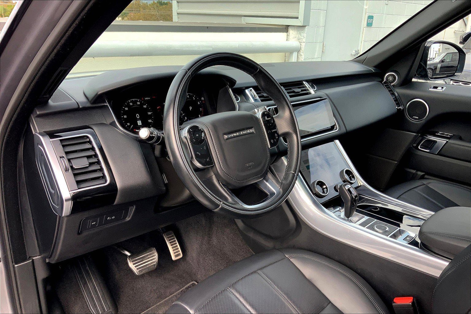 2022 Land Rover Range Rover Sport HSE photo 16