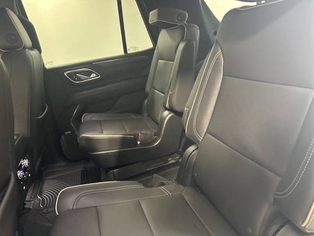 2023 Gmc Yukon SLT photo 19