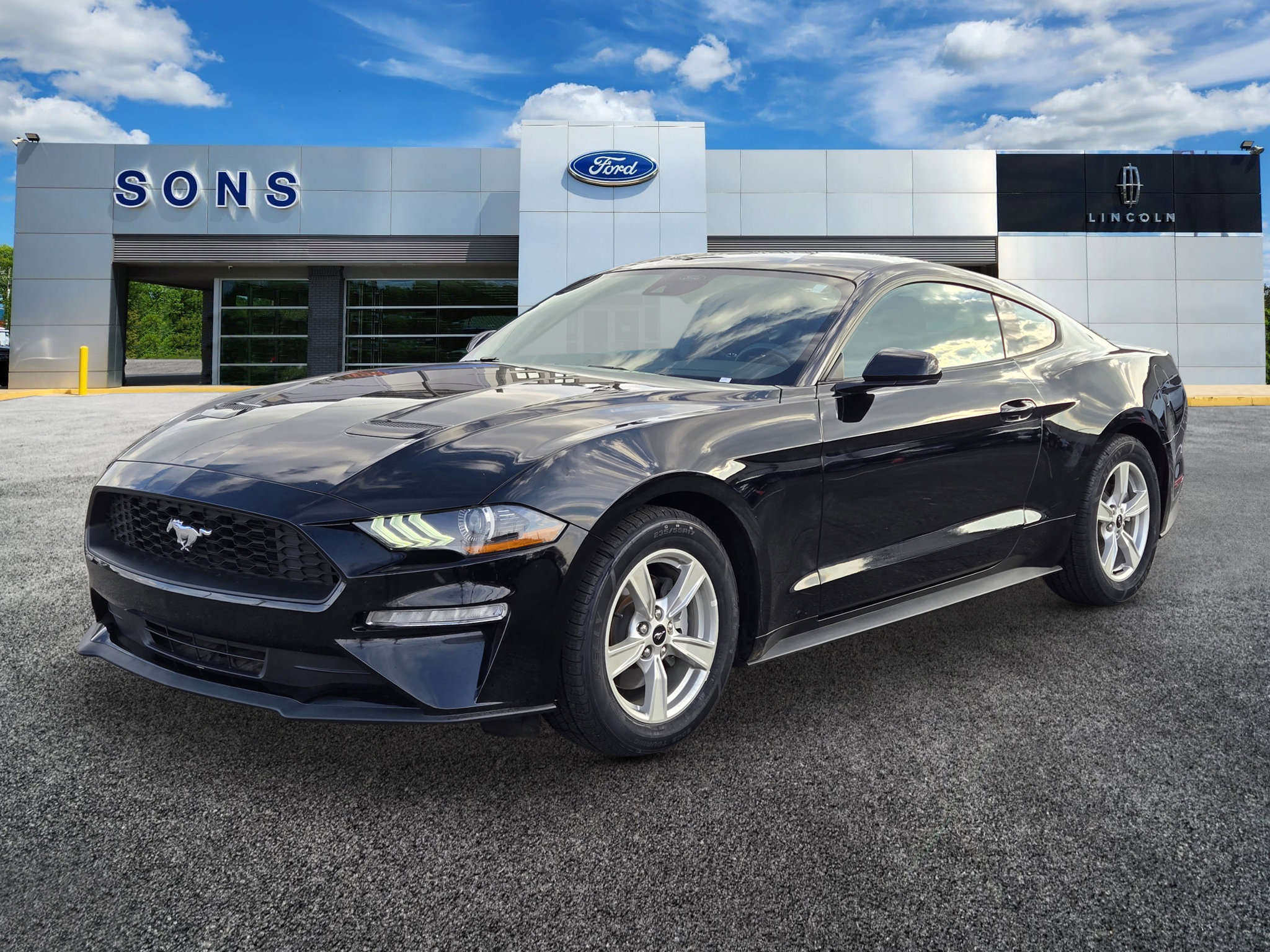 2022 Ford Mustang EcoBoost