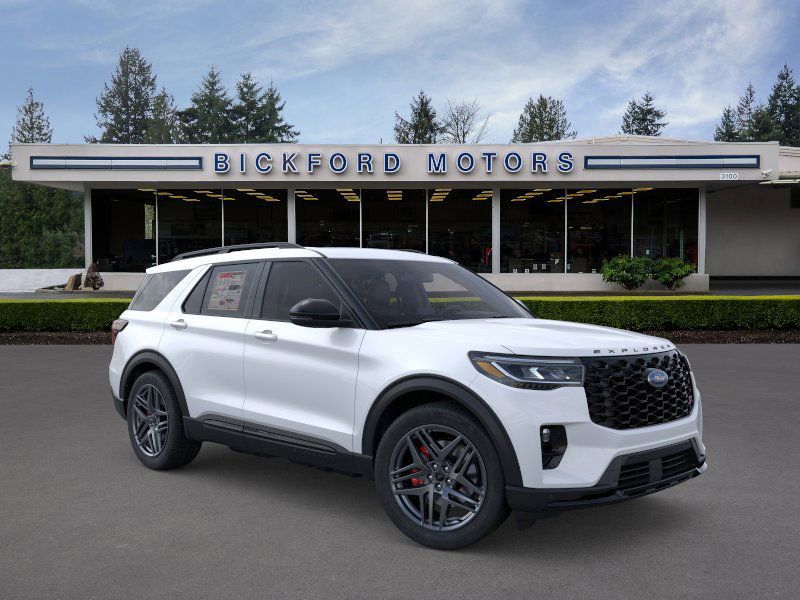 2025 Ford Explorer ST photo 7