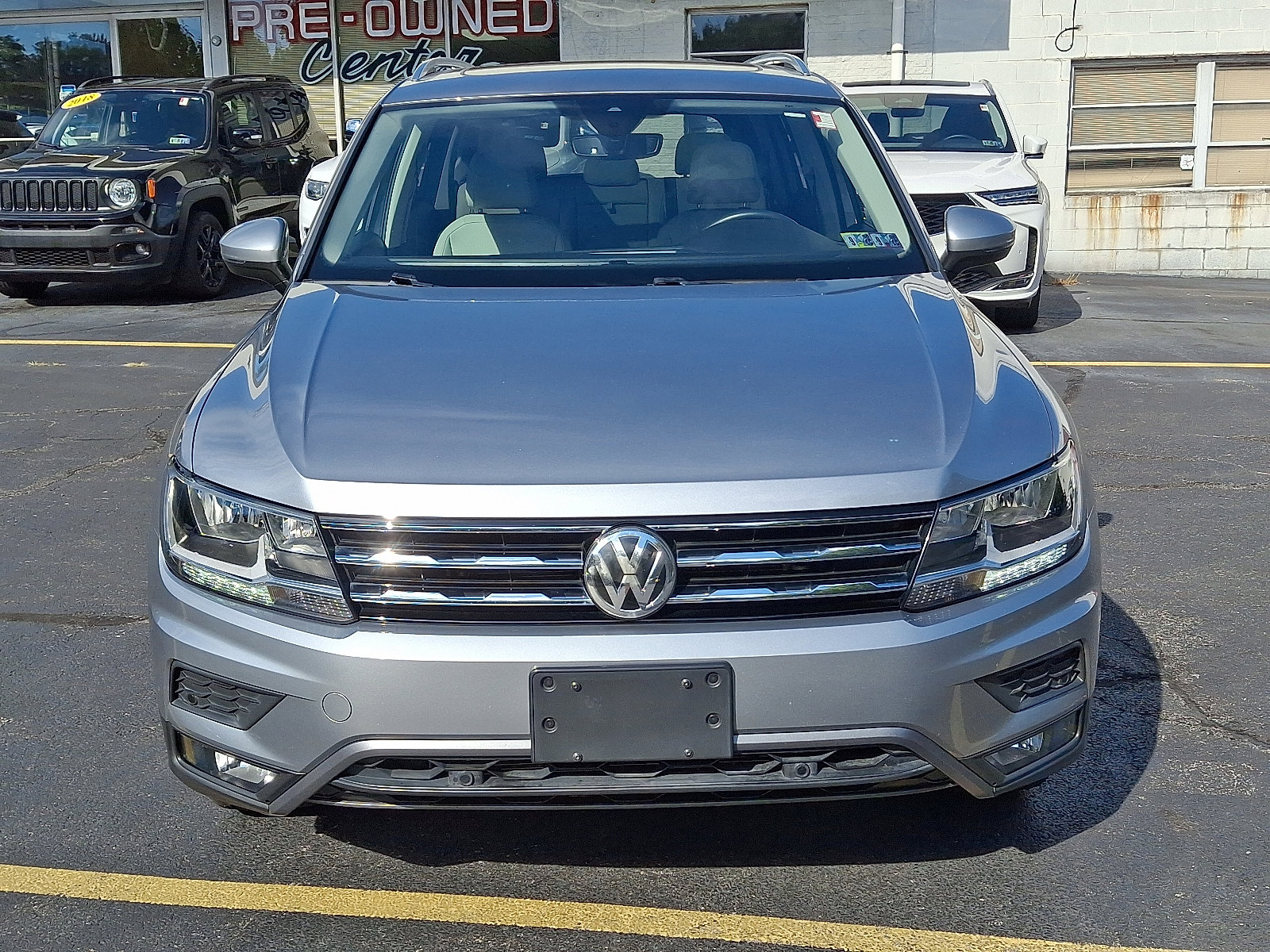 Used 2020 Volkswagen Tiguan SEL with VIN 3VV2B7AX0LM037706 for sale in Newtown Square, PA