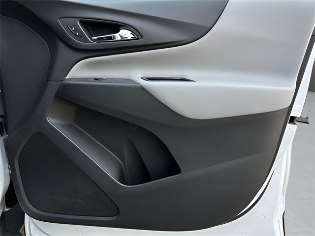 2023 Chevrolet Equinox LT photo 26