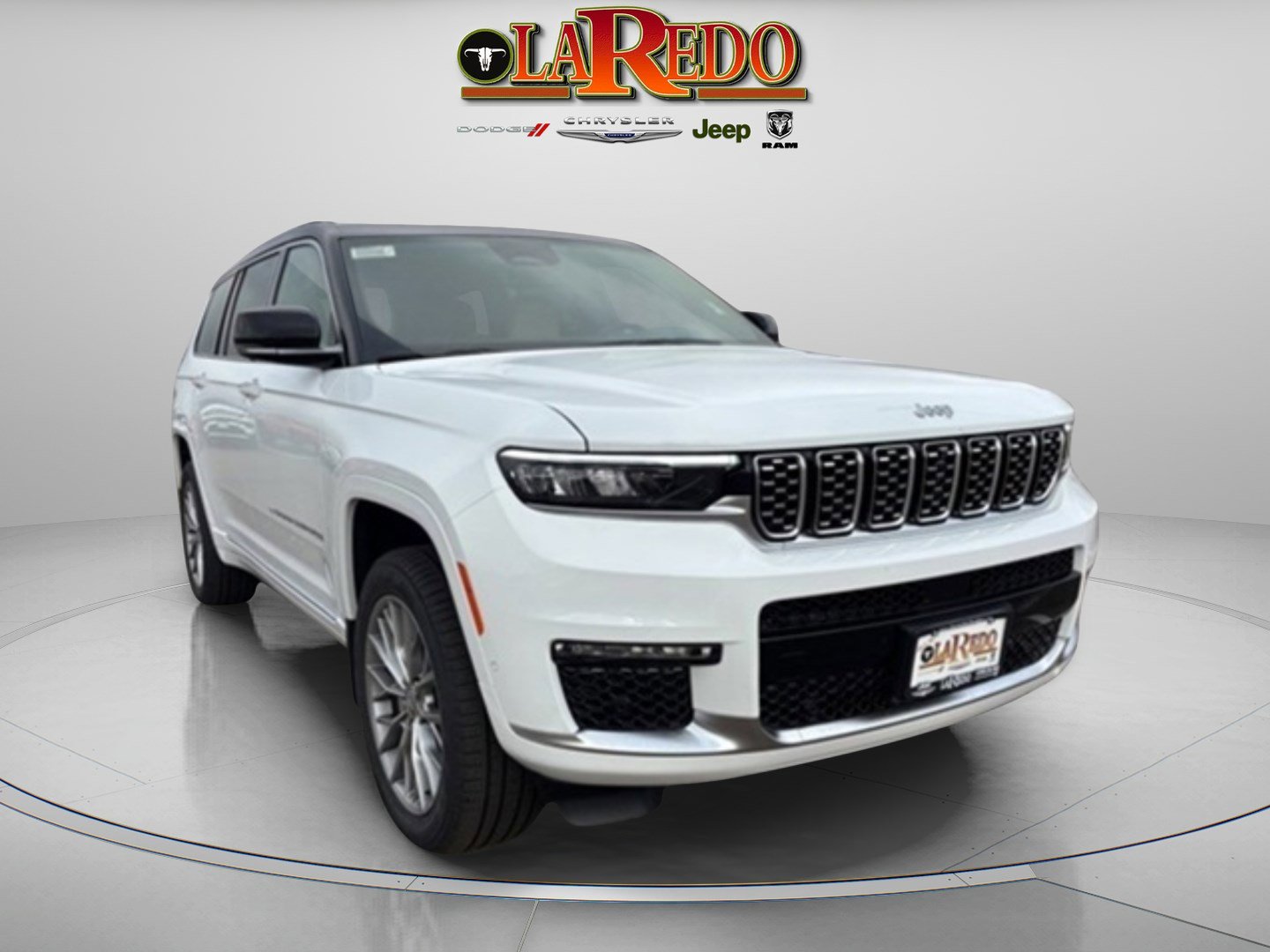 2025 Jeep Grand Cherokee Summit's photo