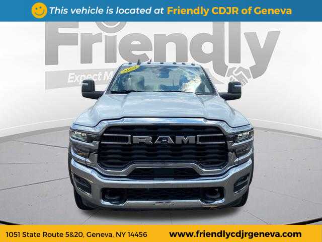 2025 Ram 5500 Tradesman photo 2