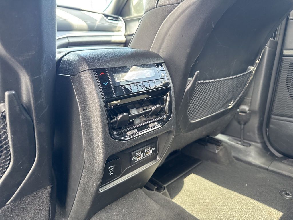 2023 Jeep Grand Cherokee Altitude photo 5