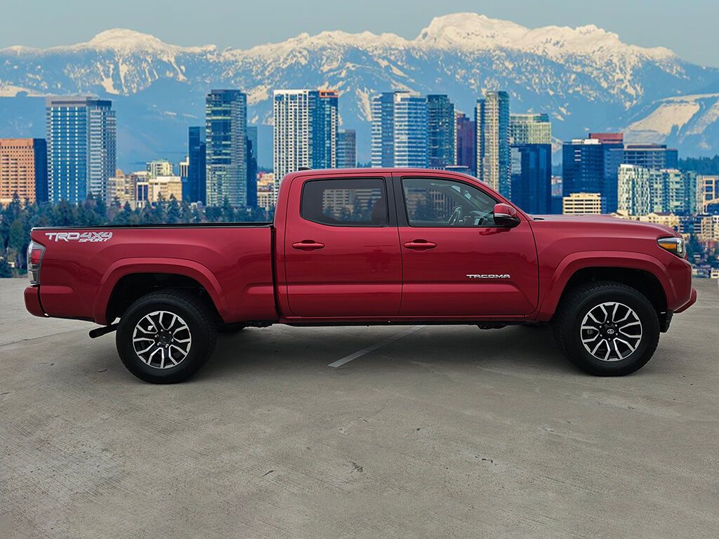 2022 Toyota Tacoma TRD Sport photo 8