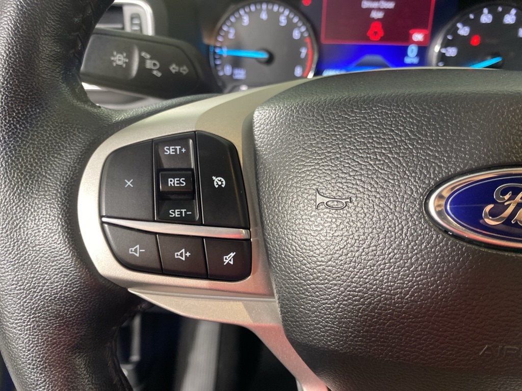 2022 Ford Explorer XLT photo 8