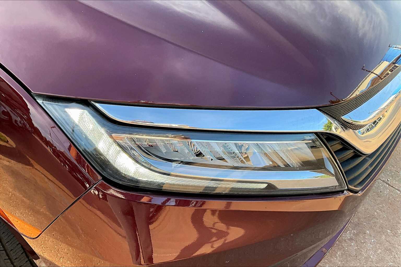2019 Honda Odyssey Touring photo 26