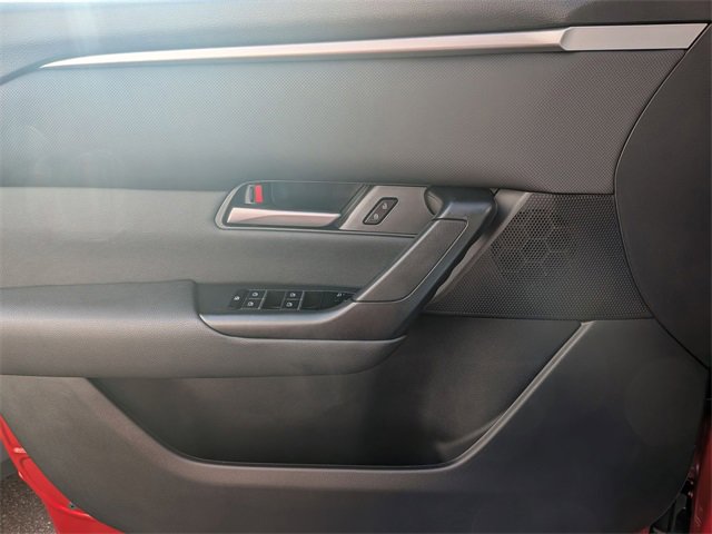 2025 Mazda CX-50 2.5 Select photo 10