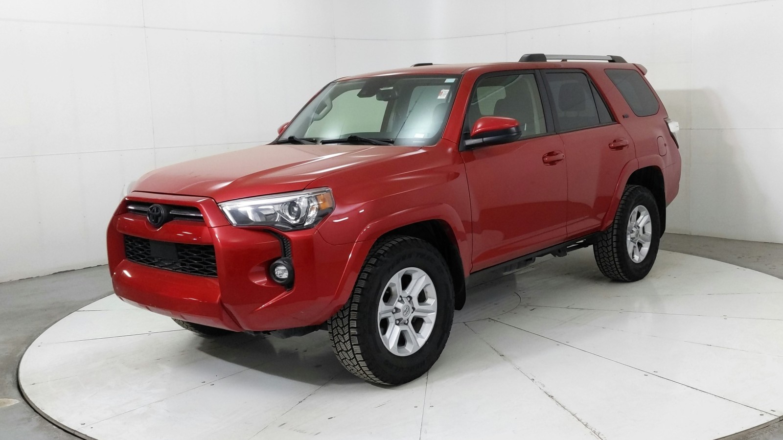 Used 2023 RED Toyota SR5 image 1