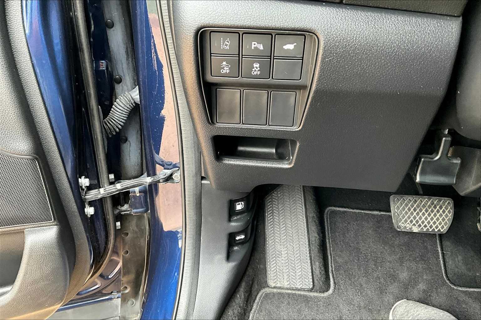 2022 Honda CR-V Hybrid Touring photo 31