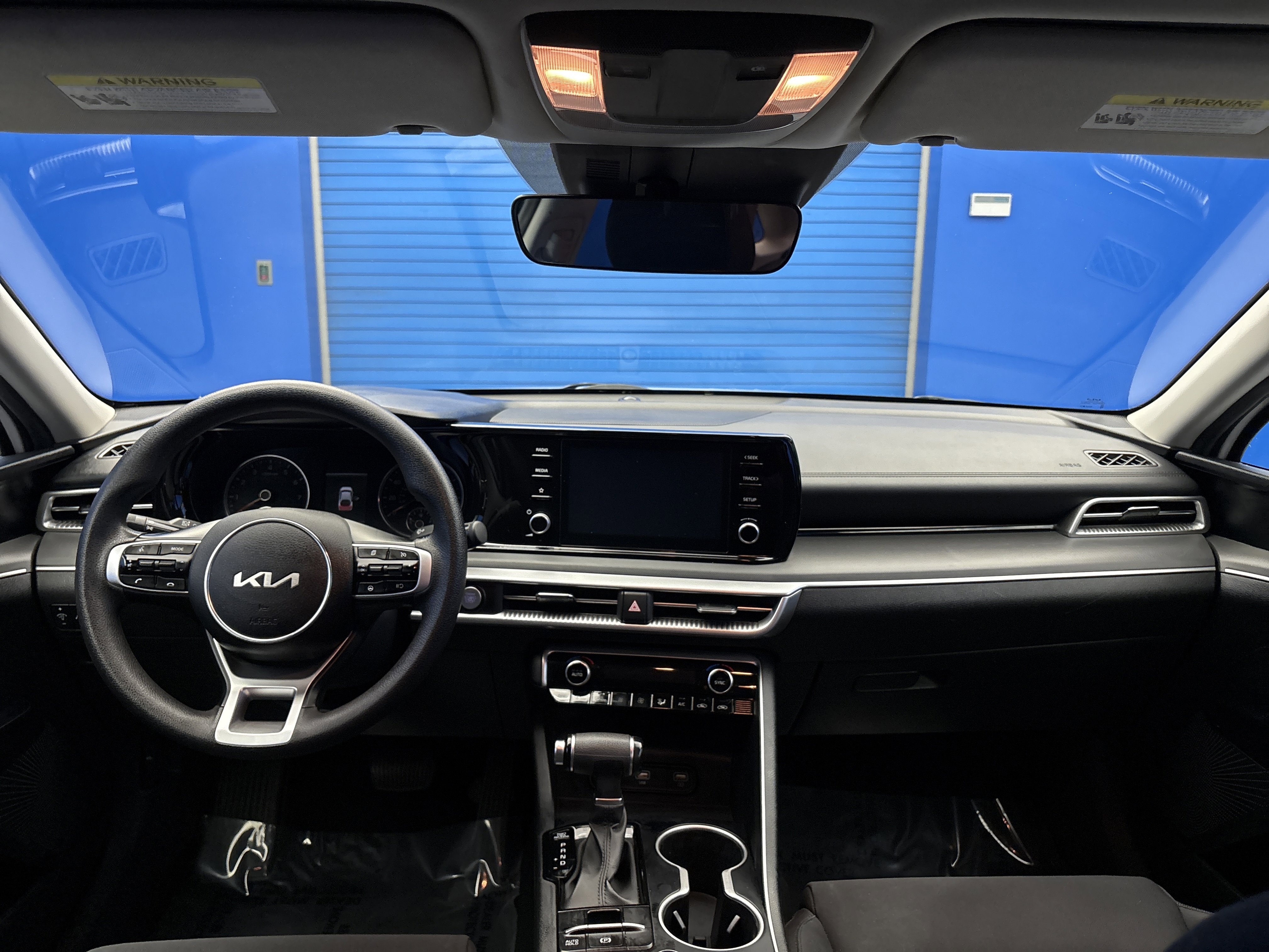 2022 Kia K5 LXS photo 12