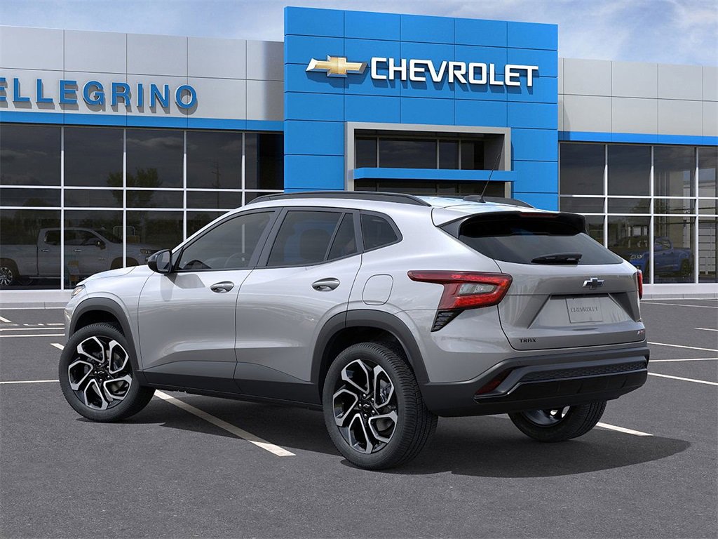 2025 Chevrolet Trax photo 3