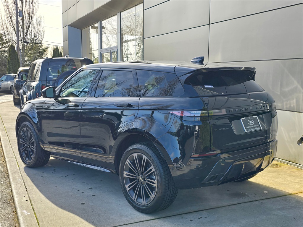 2026 Land Rover Range Rover Evoque Dynamic SE photo 4