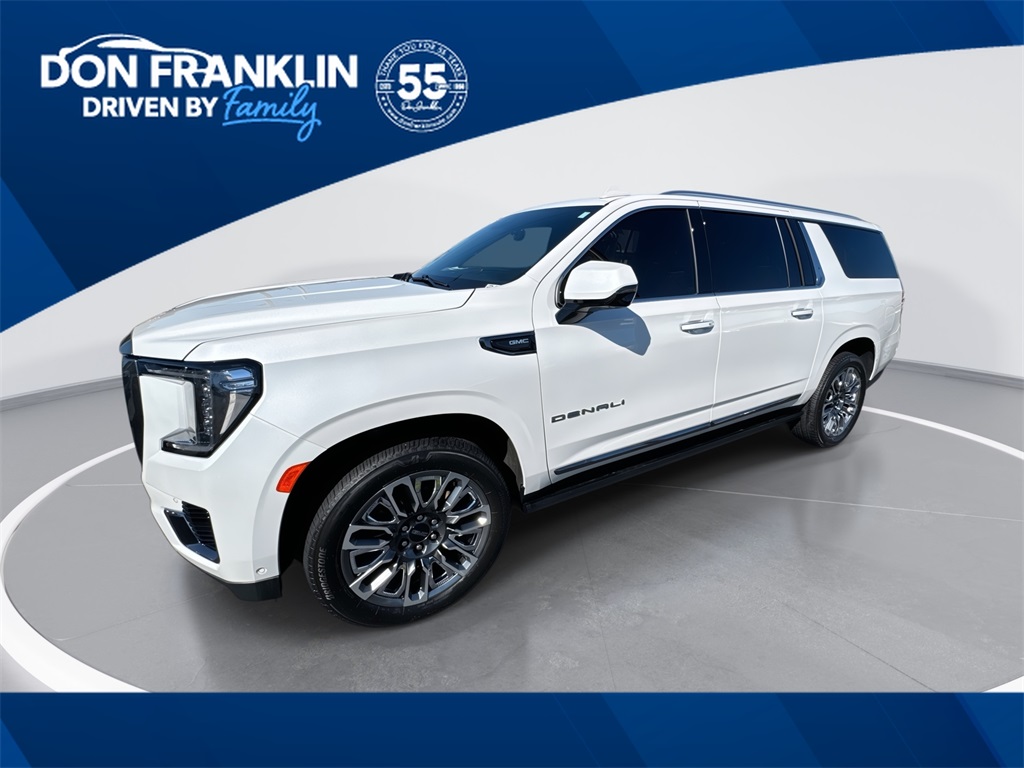 2024 GMC Yukon XL Denali Ultimate's photo