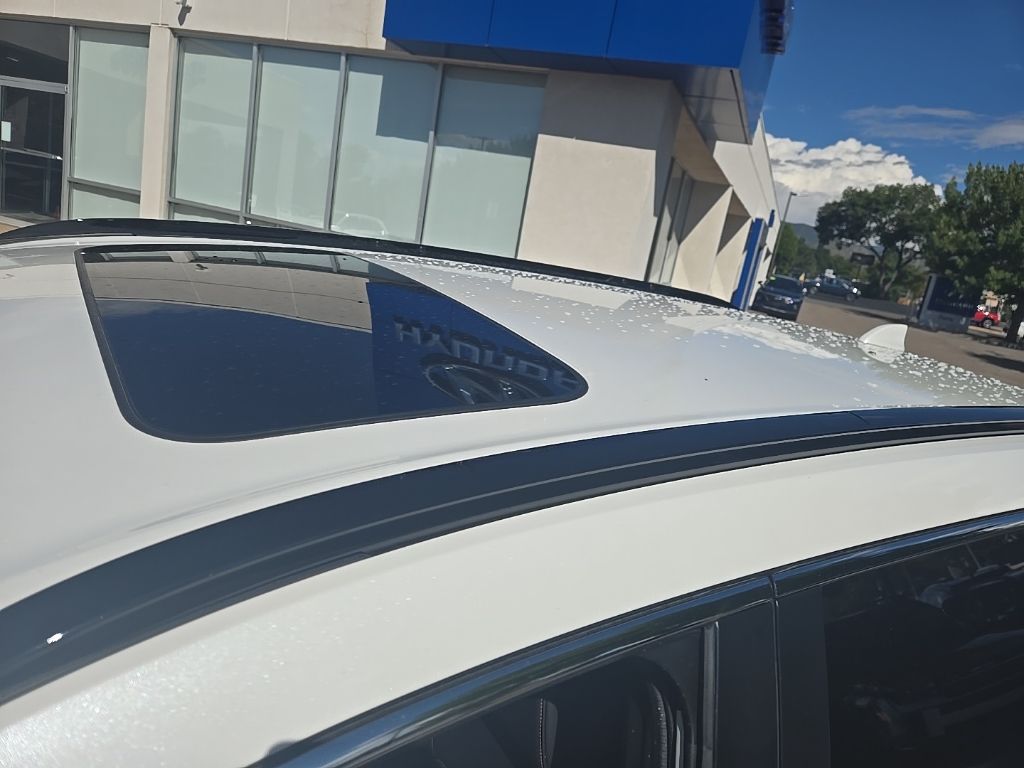 2025 Honda CR-V Hybrid Sport-L photo 8