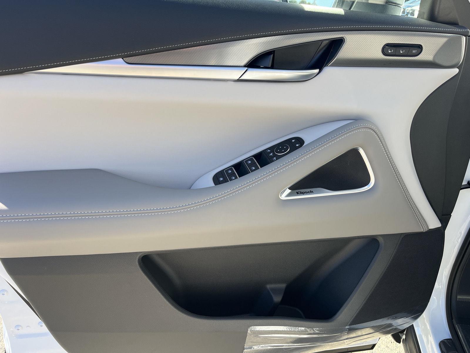 2026 Infiniti QX60 Luxe AWD photo 10