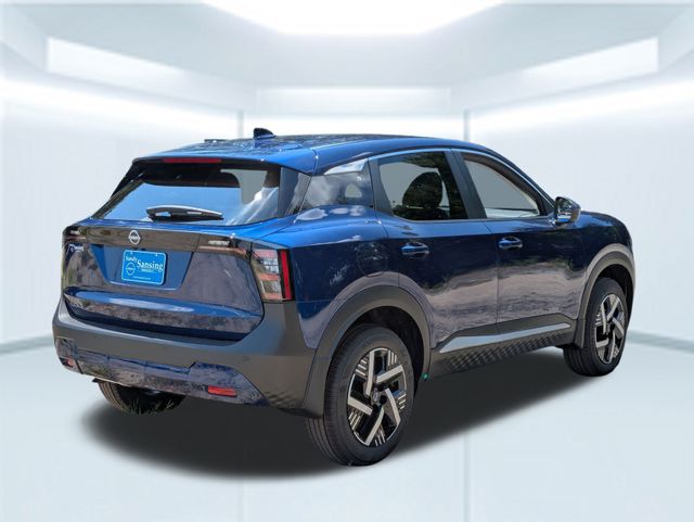 2025 Nissan Kicks SV photo 4