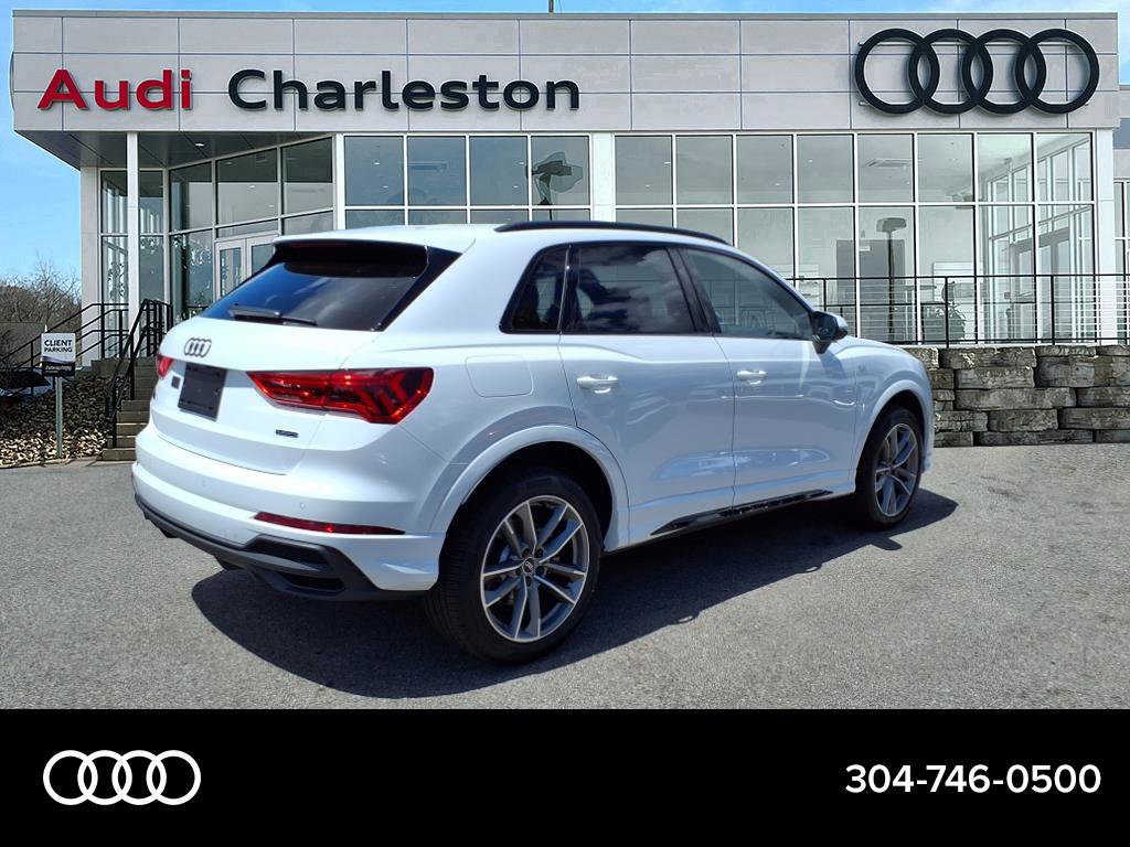2025 Audi Q3 S line Premium photo 3