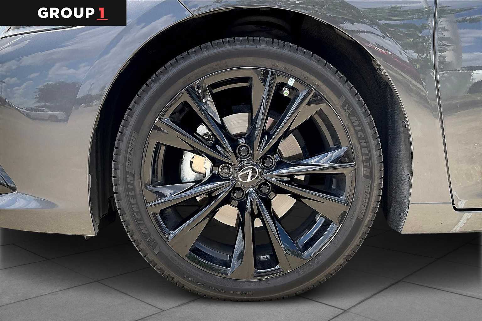 2022 Lexus ES F SPORT photo 9