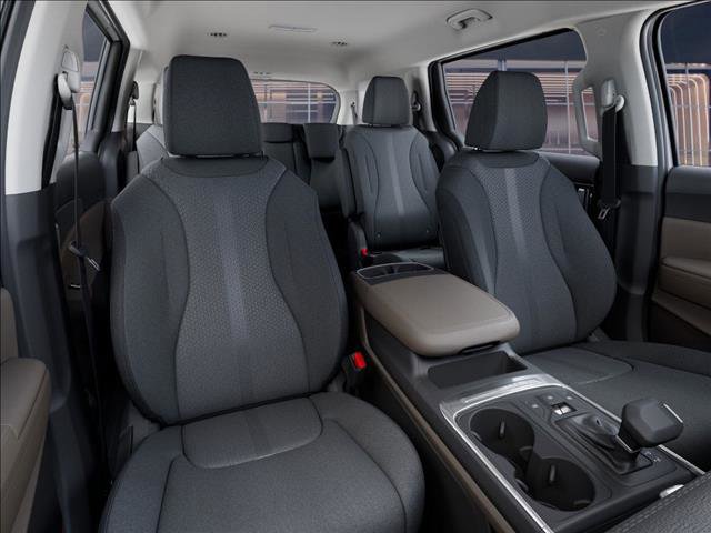 2026 Kia Carnival LX photo 14