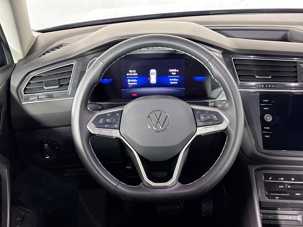 2024 Volkswagen Tiguan SE Wolfsburg Edition photo 13