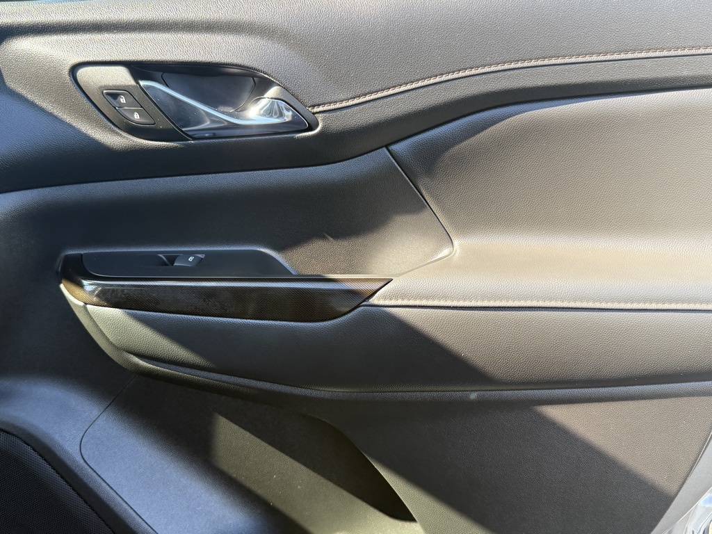 2023 Gmc Acadia AT4 photo 28