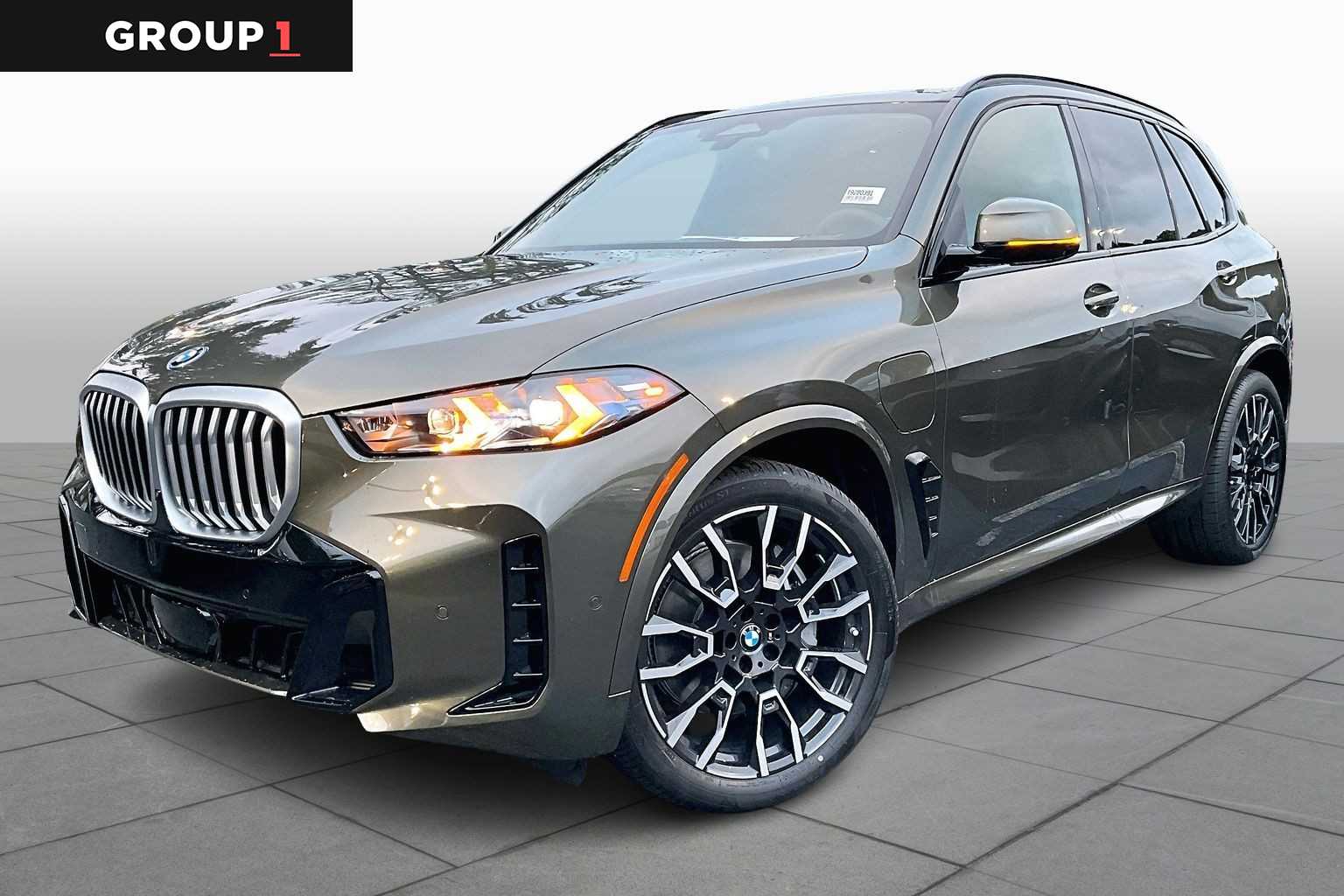 2026 BMW X5 50e's photo