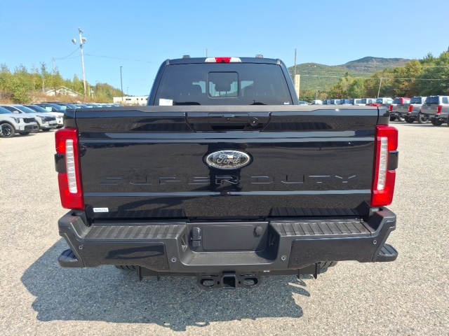 2026 Ford F-250 photo 4
