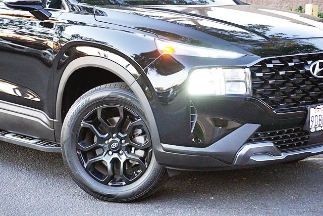 Used 2023 Black Hyundai XRT image 3