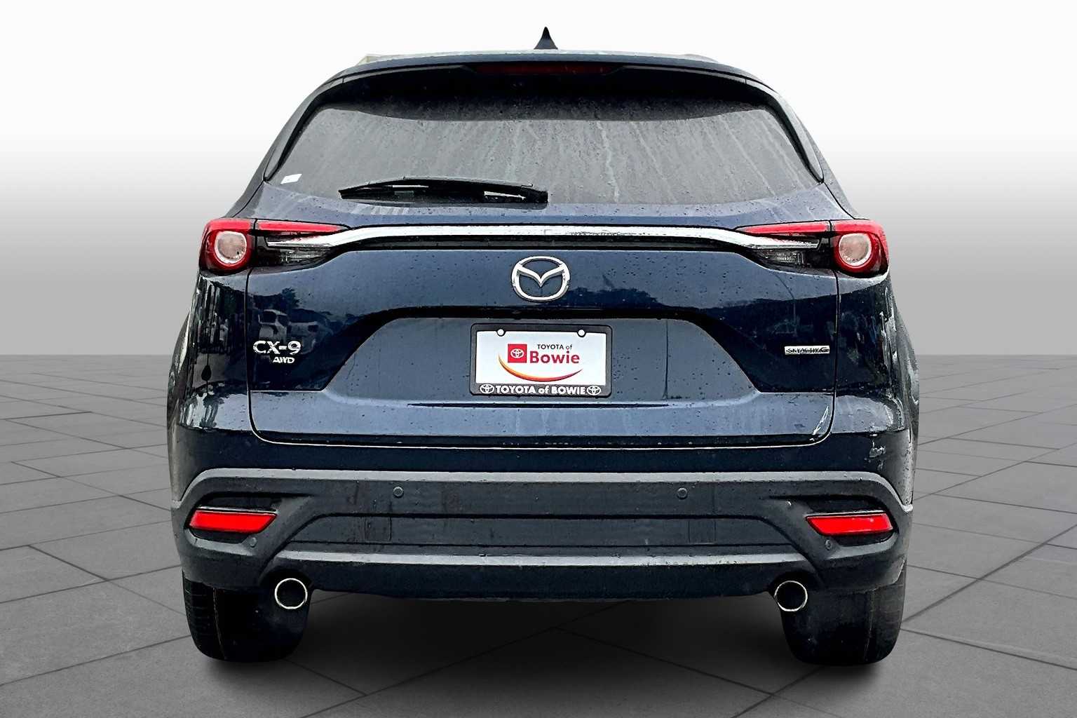 2022 Mazda CX-9 Touring photo 3