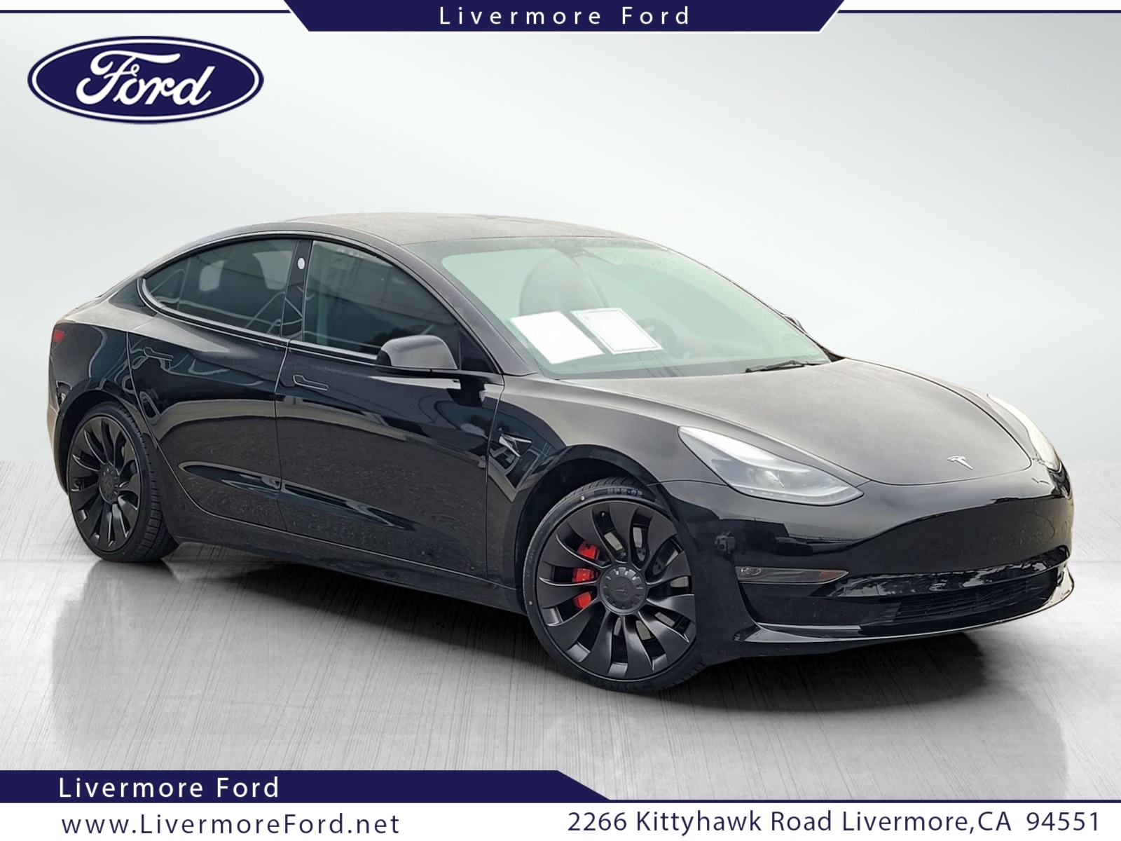 2023 Tesla Model 3 Performance's photo