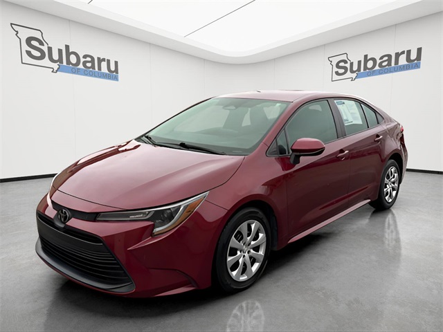 2023 Toyota Corolla LE photo 3