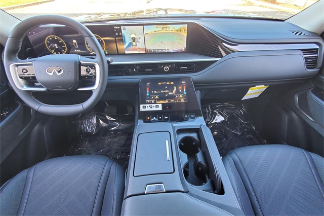 2025 Infiniti QX80 Luxe photo 21