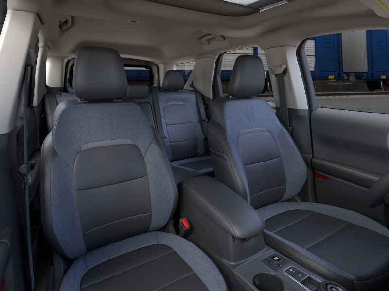 2025 Ford Bronco Sport Outer Banks photo 9