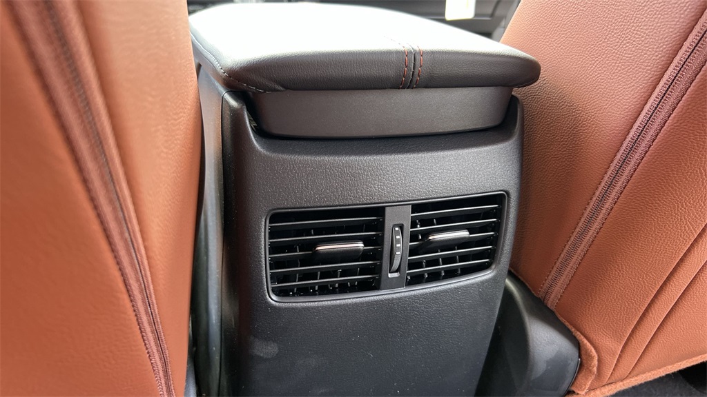 2024 Mazda CX-30 2.5 Turbo Carbon photo 36